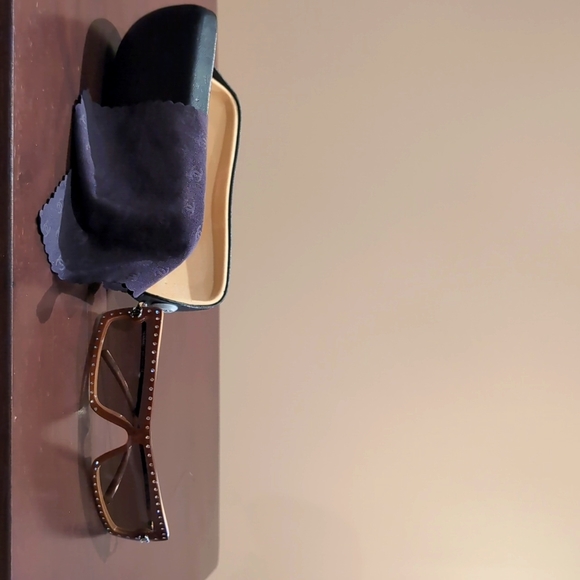 Chanel Diamond Studs Vintage Shield Sunglasses - Picture 9 of 9